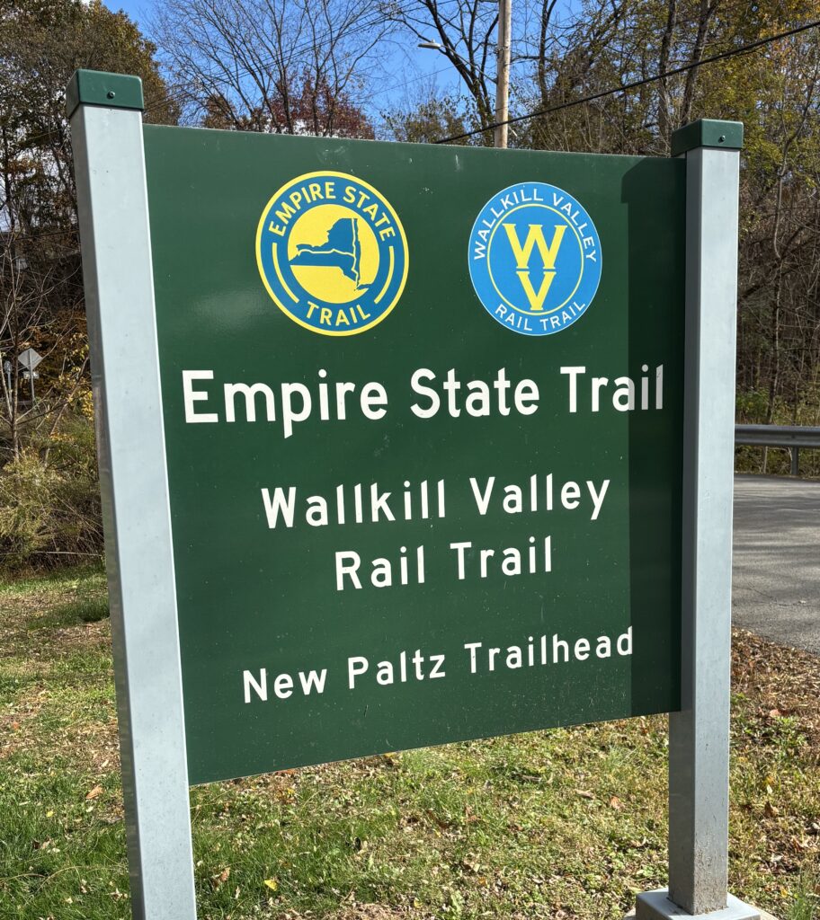 Photo of a Sign "Empire State Trail"